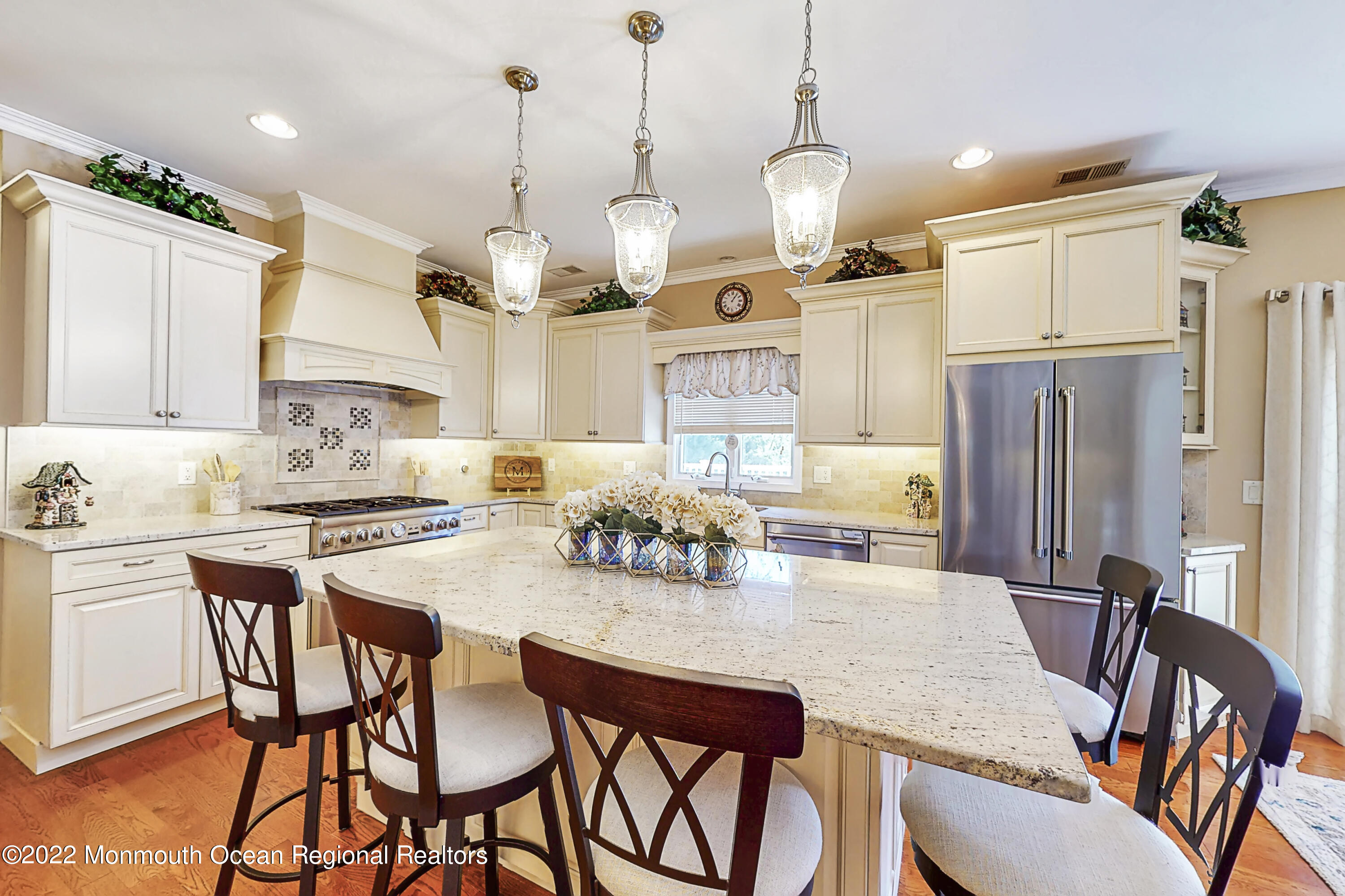 54 Overlook Drive Jackson, NJ 08527 - Photo 15 of 51 Gorgeous Center Island