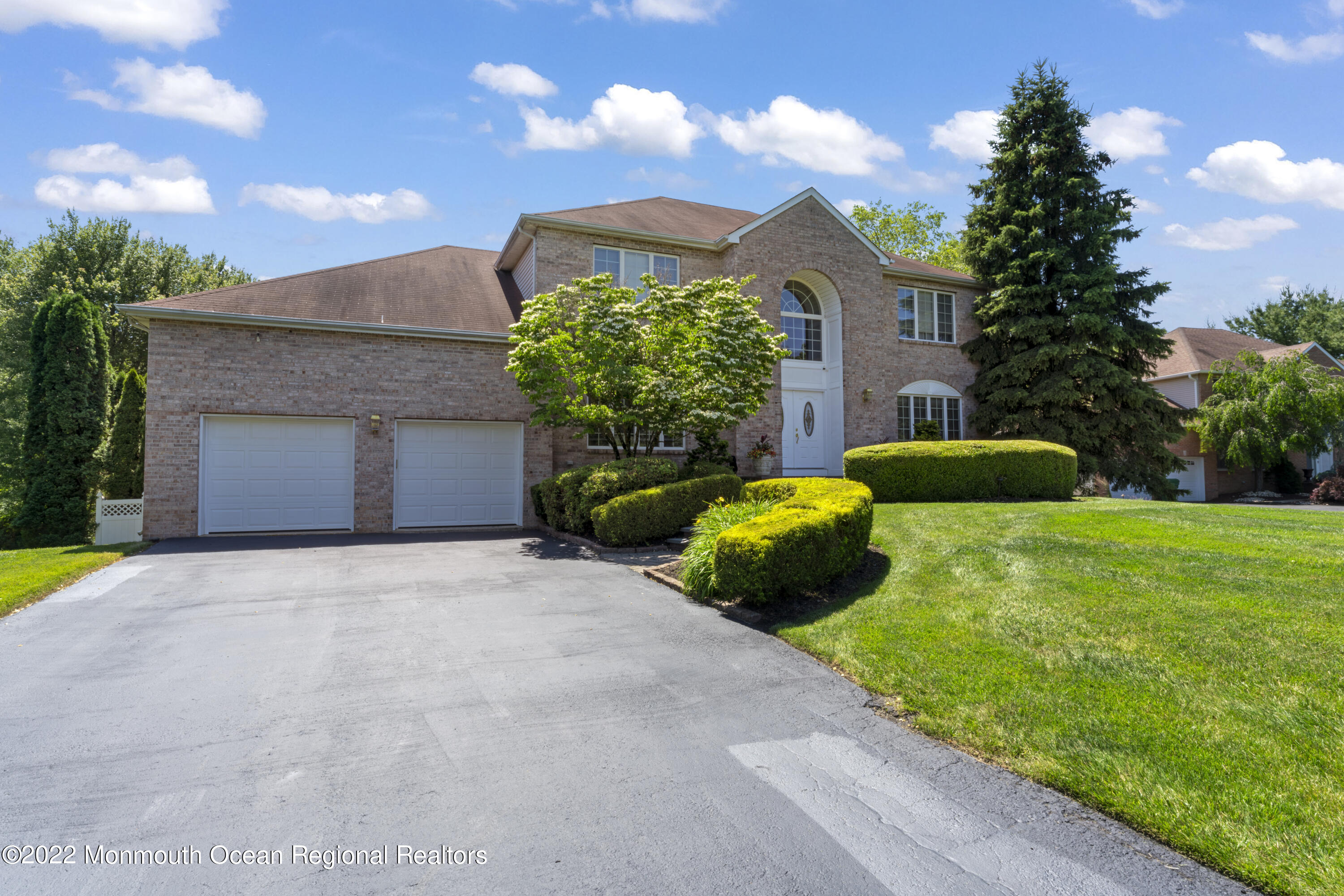 54 Overlook Drive Jackson, NJ 08527 - Photo 3 of 51 Front 2