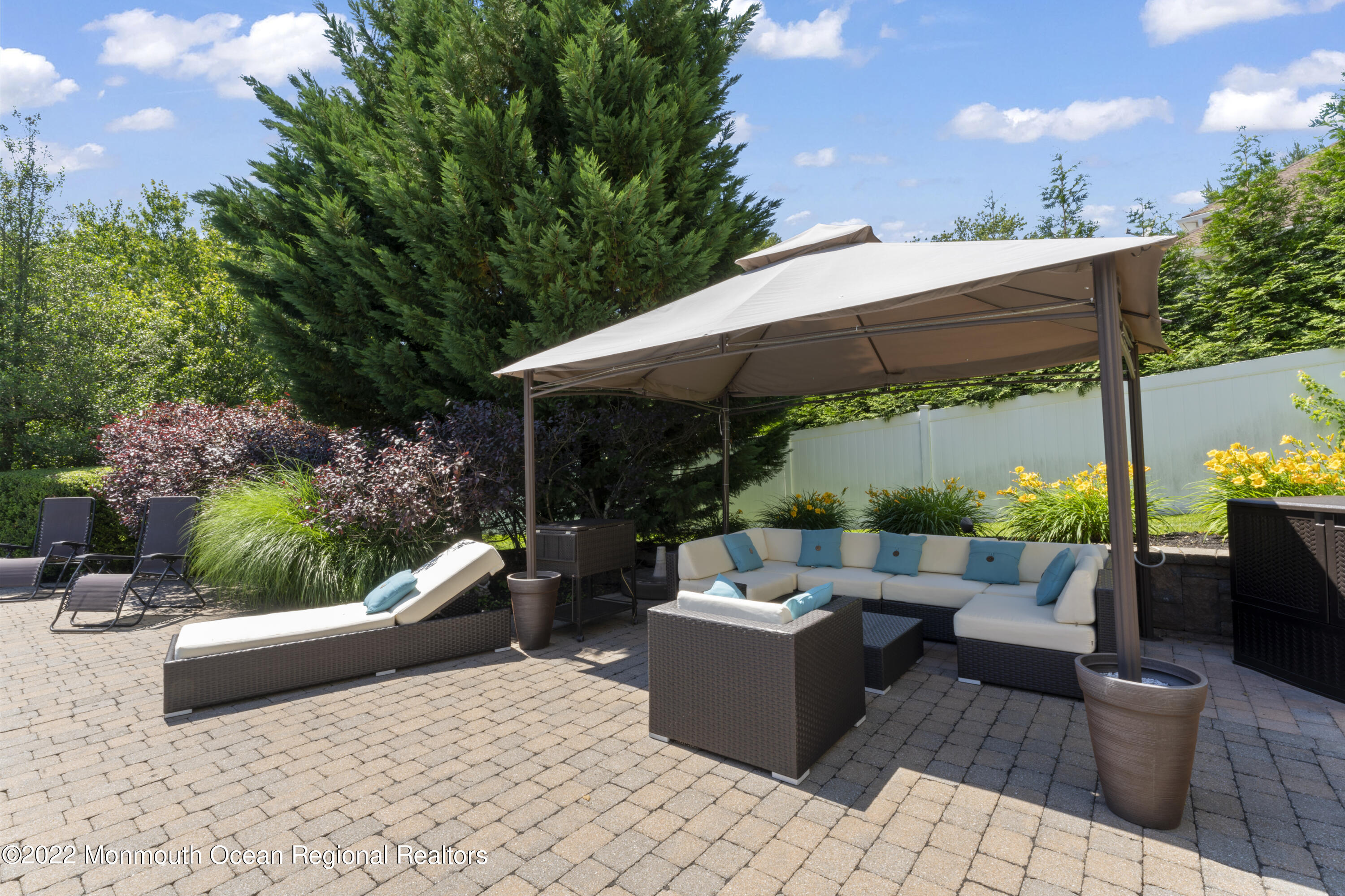 54 Overlook Drive Jackson, NJ 08527 - Photo 40 of 51 Pool Patio Lounge Area