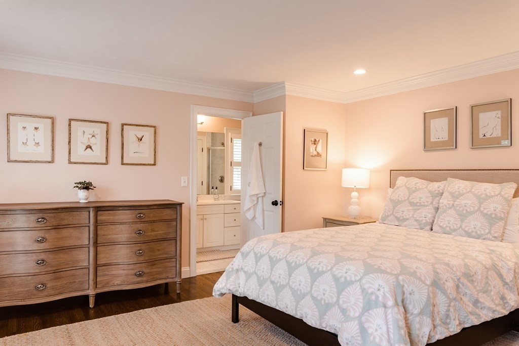 15 Meadowbrook Road, Unit 15 Brookline, MA 02467 - Photo 15 of 38 Gallery Image 15