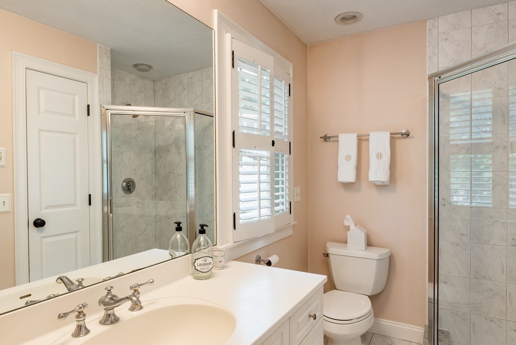 15 Meadowbrook Road, Unit 15 Brookline, MA 02467 - Photo 19 of 38 Gallery Image 19