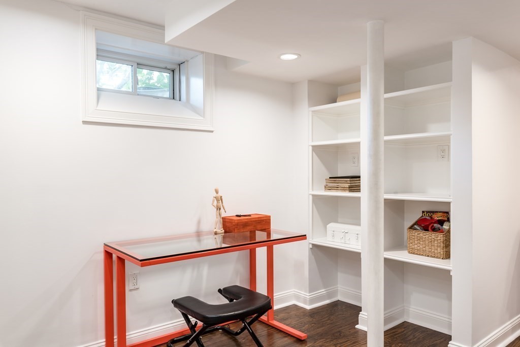 15 Meadowbrook Road, Unit 15 Brookline, MA 02467 - Photo 22 of 38 Gallery Image 22