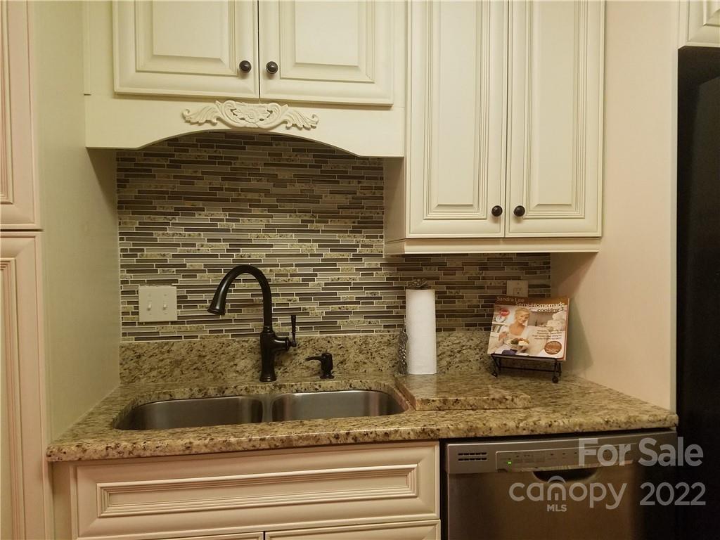 21104 Cold Spring Lane, Unit 2 Cornelius, NC 28031 - Photo 5 of 7 Gallery Image 5