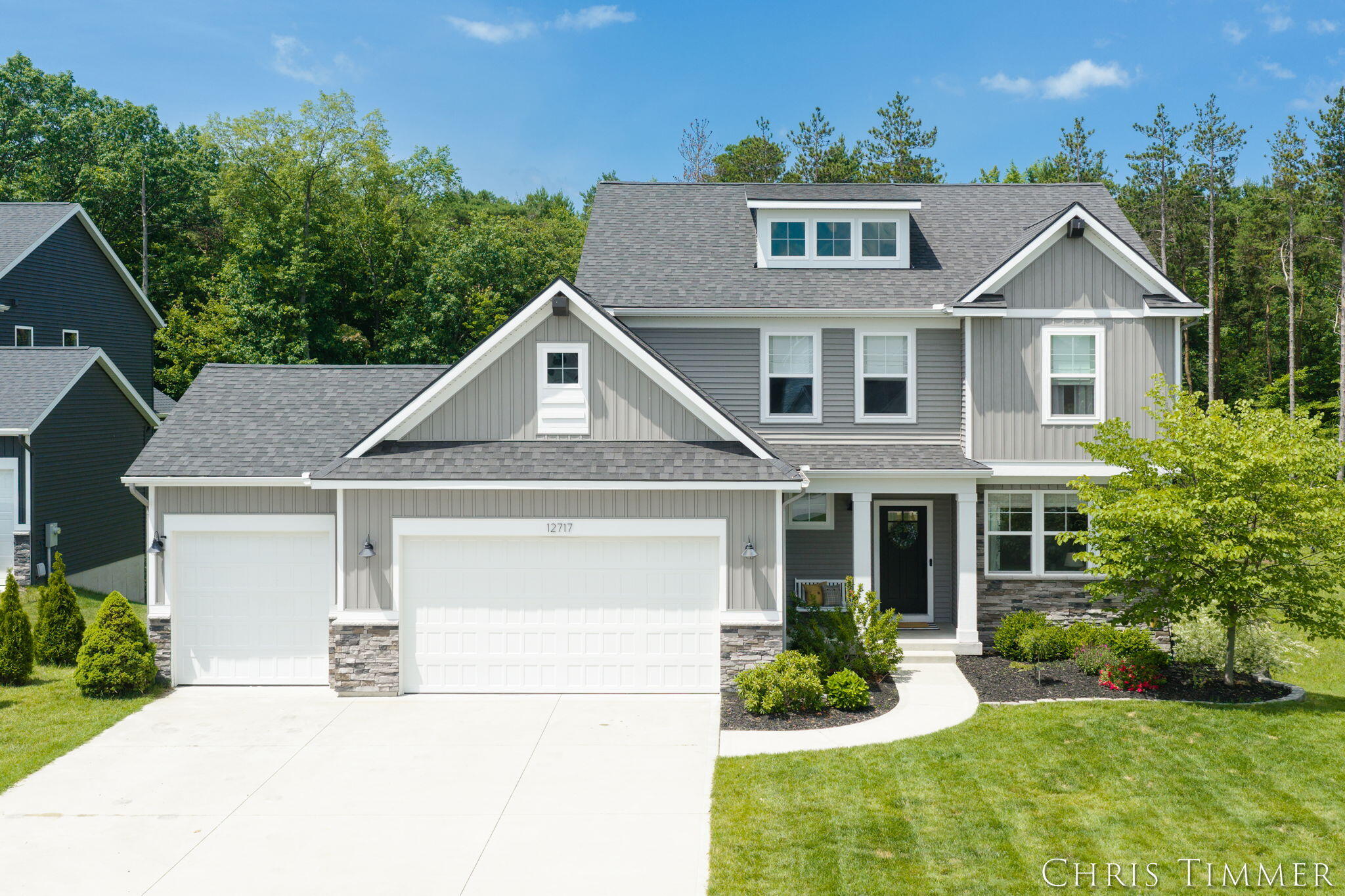 1-web-or-mls-12717 Riverton Rd Grand Hav