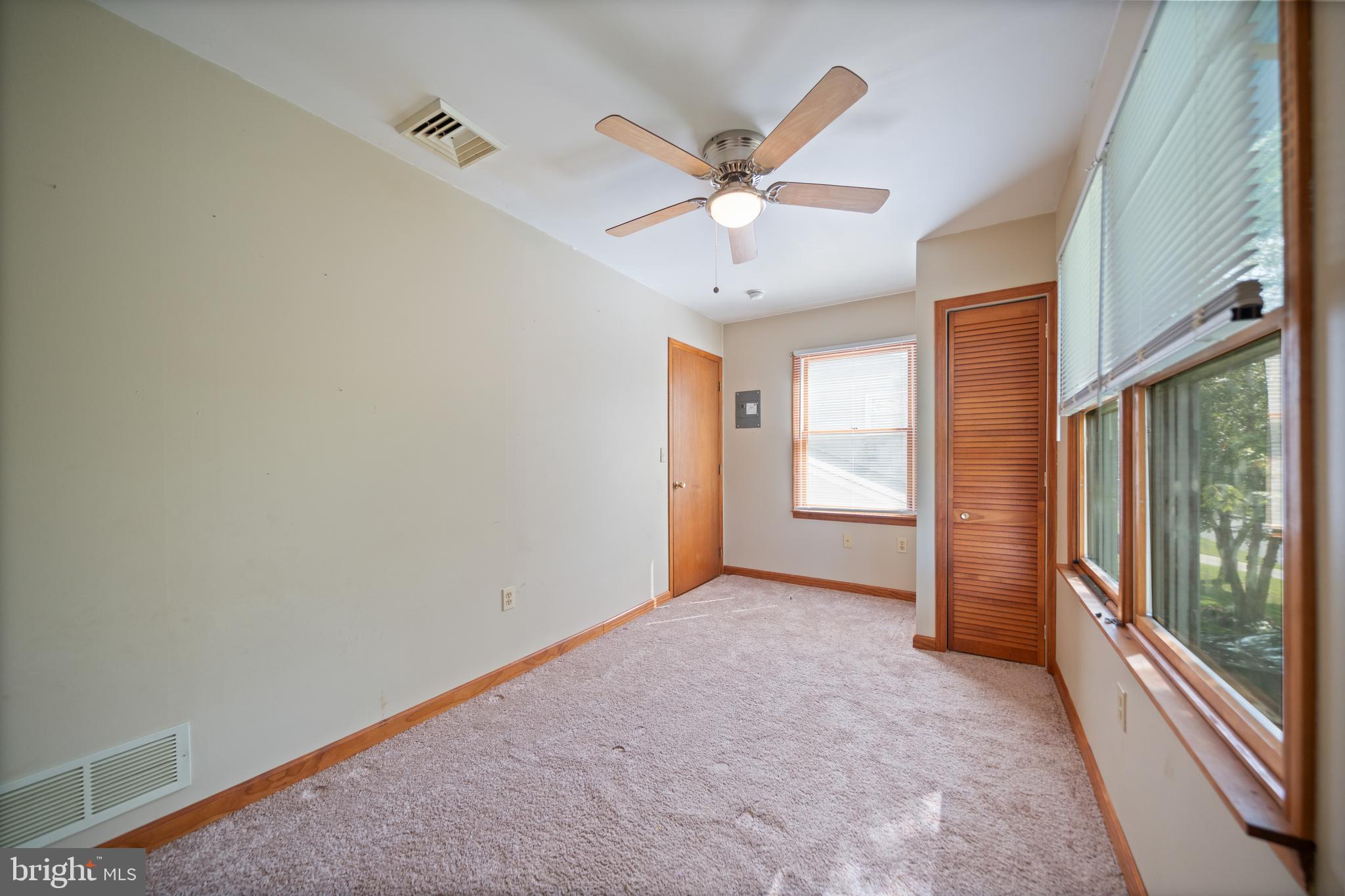 147 Riverview Road Phillipsburg, NJ 08865 - Photo 19 of 43 Gallery Image 19