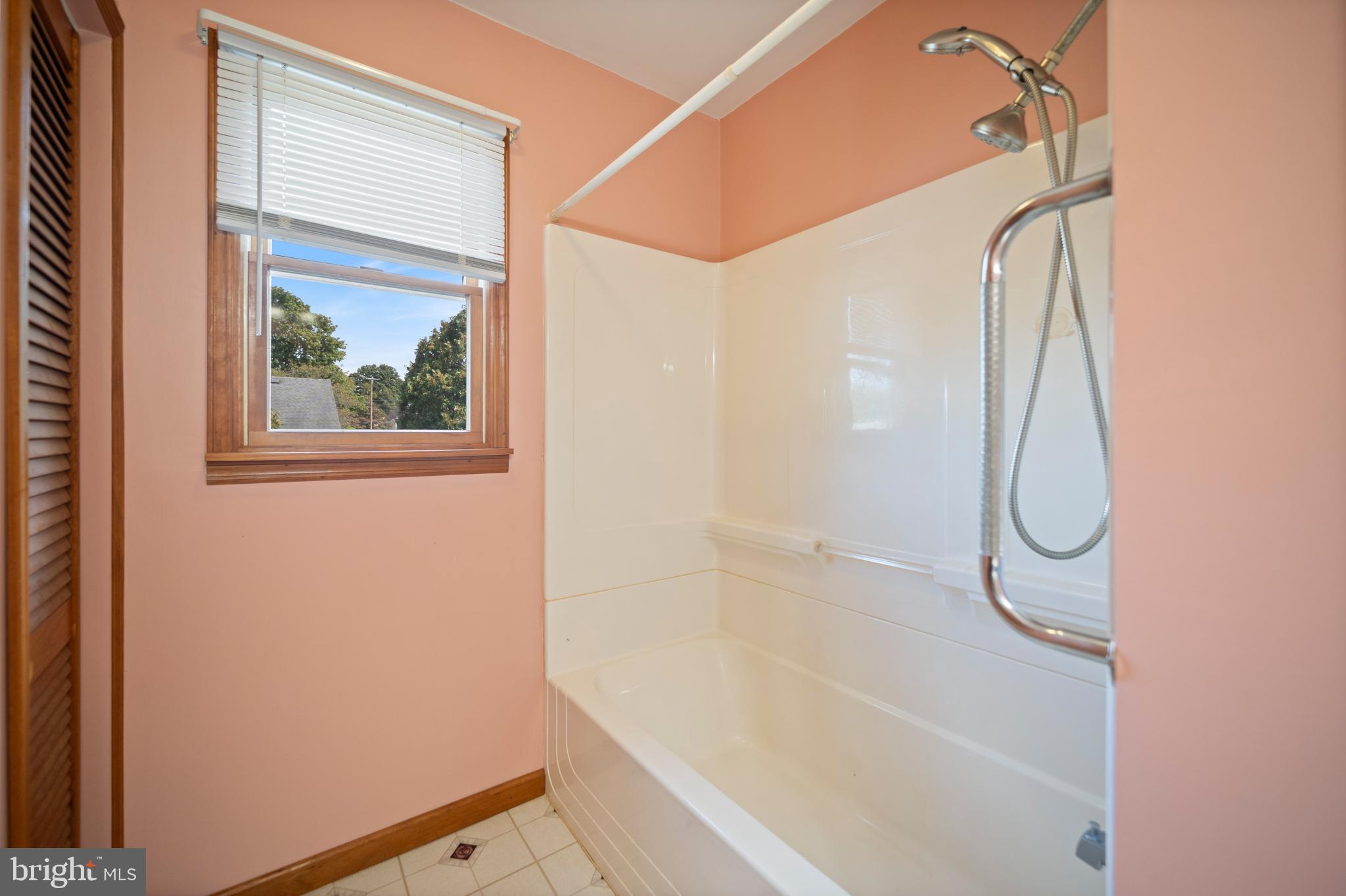 147 Riverview Road Phillipsburg, NJ 08865 - Photo 25 of 43 Gallery Image 25