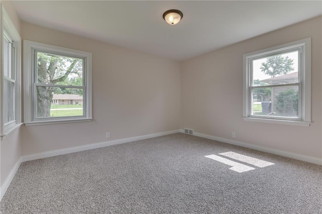 45 West Banta Road Indianapolis, IN 46217 - Photo 28 of 39 Gallery Image 28