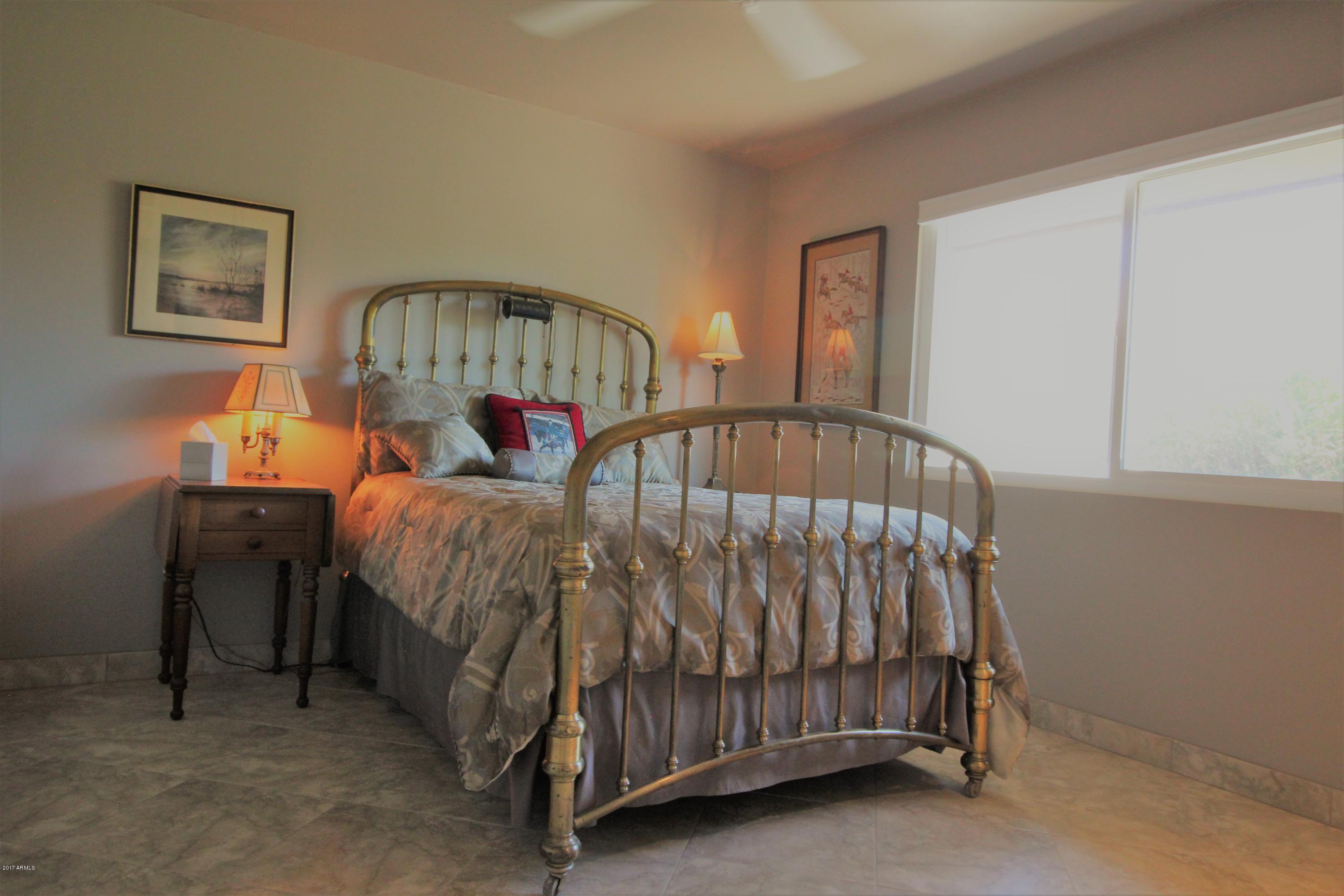 15219 North Ridgeview Road Sun City, AZ 85351 - Photo 17 of 24 Bedroom 3 View 1