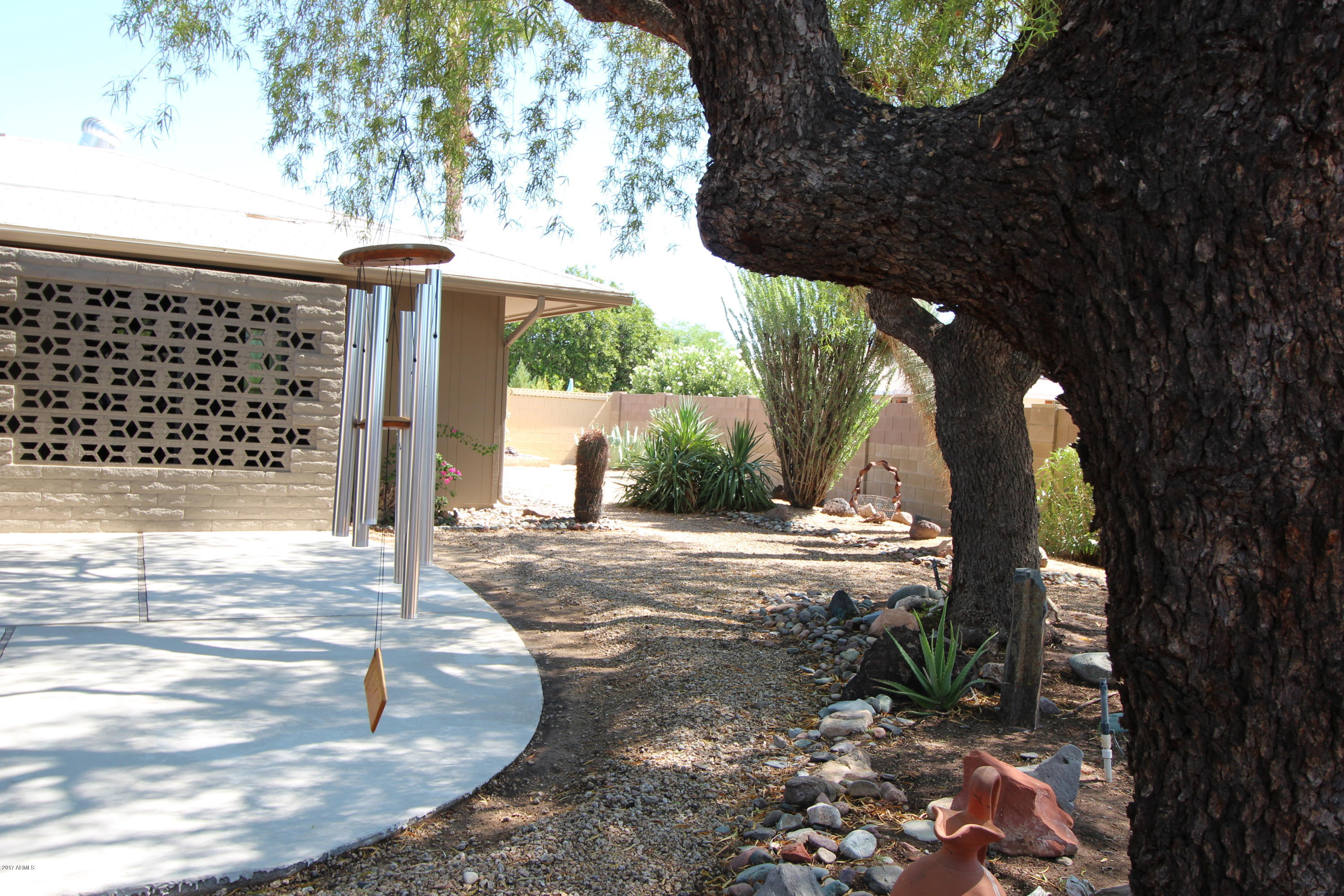 15219 North Ridgeview Road Sun City, AZ 85351 - Photo 22 of 24 Back Yard View 2