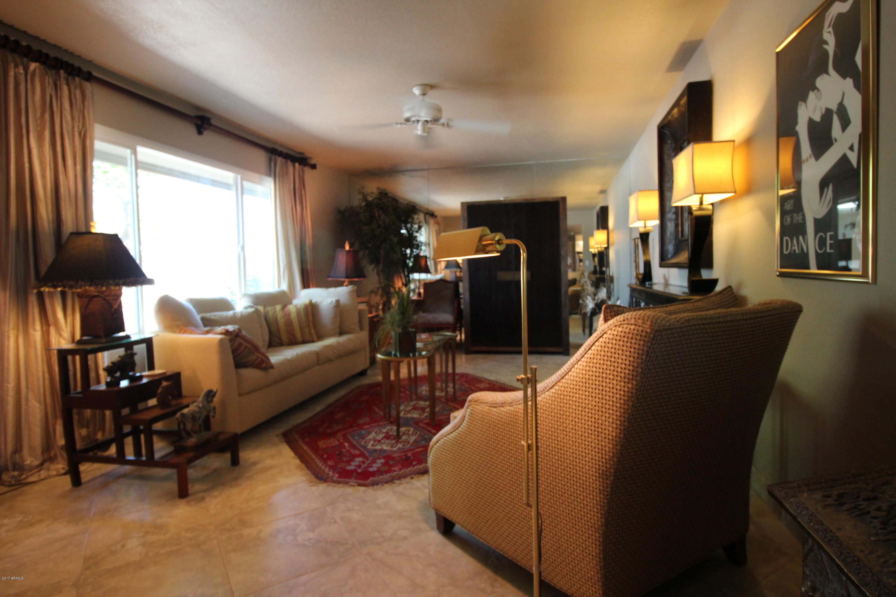 15219 North Ridgeview Road Sun City, AZ 85351 - Photo 3 of 24 Living Room