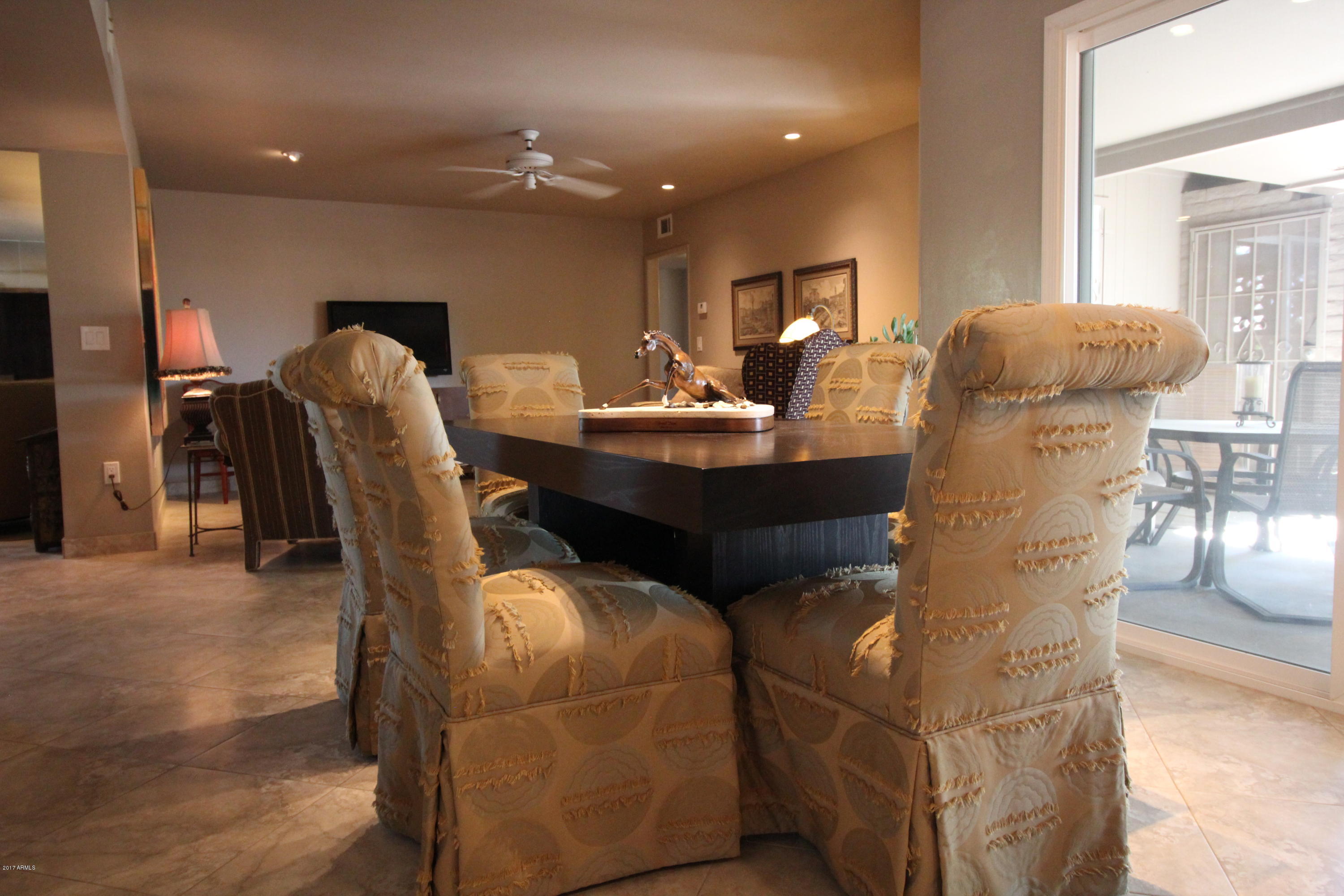 15219 North Ridgeview Road Sun City, AZ 85351 - Photo 5 of 24 Dining Room toward Family Room