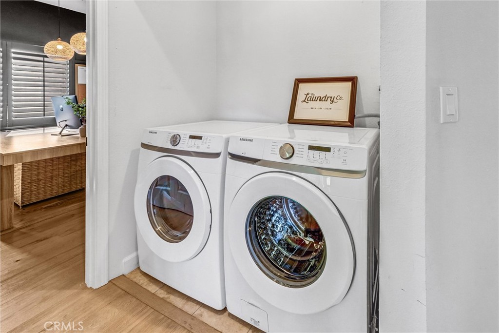 22411 Holly Court Saugus, CA 91390 - Photo 19 of 42 a utility room with dryer and washer