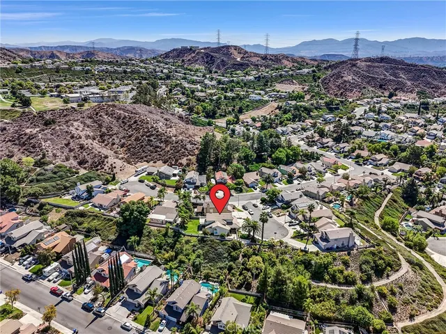 $999,000 | 22411 Holly Court, Saugus, CA 91390