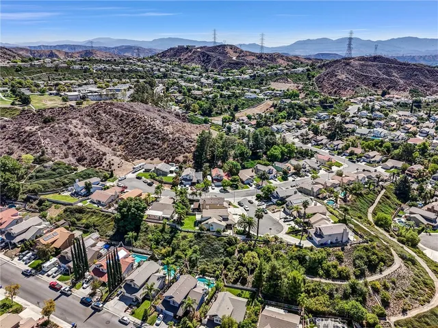 $999,000 | 22411 Holly Court, Saugus, CA 91390