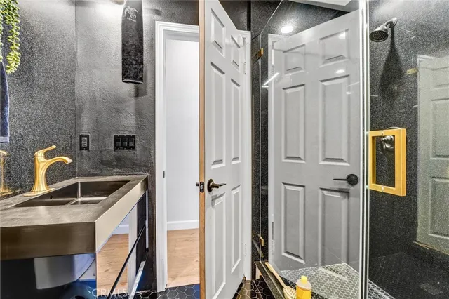 $999,000 | 22411 Holly Court, Saugus, CA 91390