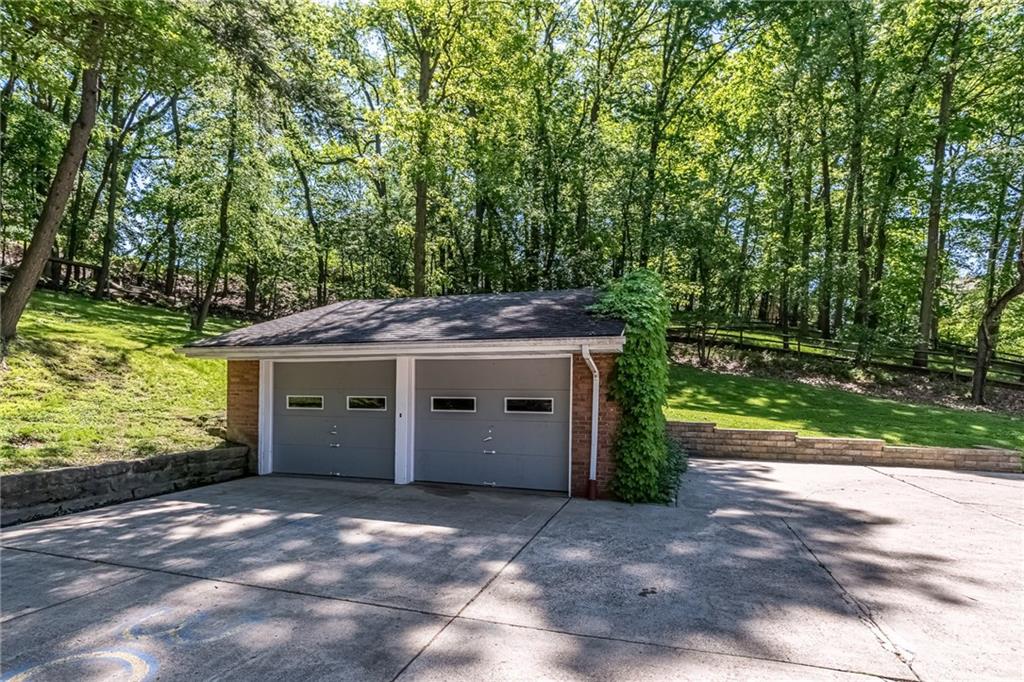 8024 Thompson Run Road Pittsburgh, PA 15237 - Photo 23 of 25 Gallery Image 23