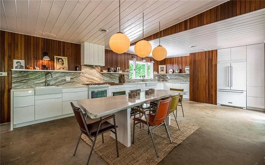 8024 Thompson Run Road Pittsburgh, PA 15237 - Photo 4 of 25 Gallery Image 4