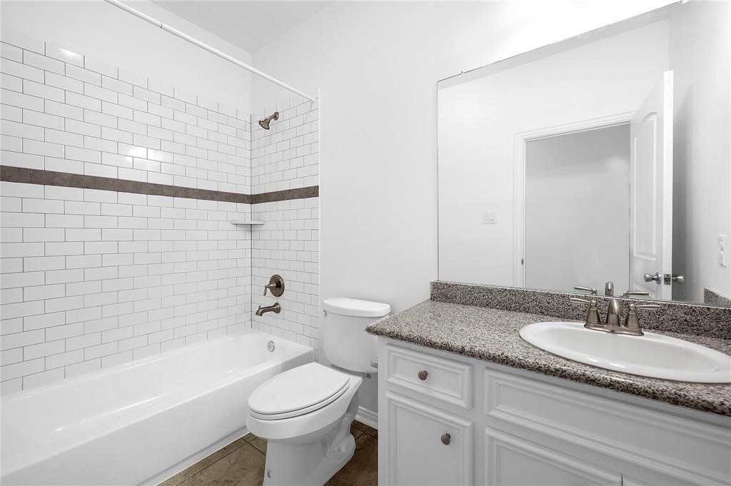 6122 West Mt Houston Road, Unit A/B/D Houston, TX 77088 - Photo 7 of 9