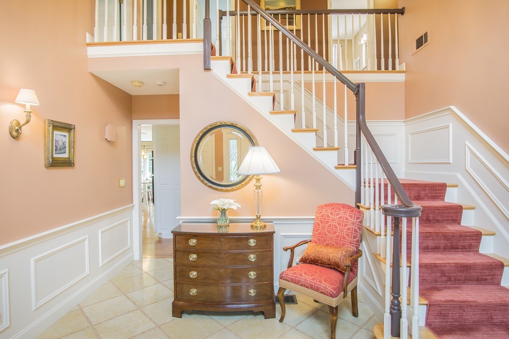 115 Lancaster Road North Andover, MA 01845 - Photo 3 of 30 Gallery Image 3