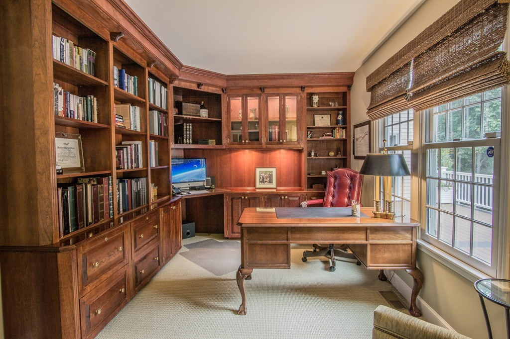 115 Lancaster Road North Andover, MA 01845 - Photo 9 of 30 Gallery Image 9