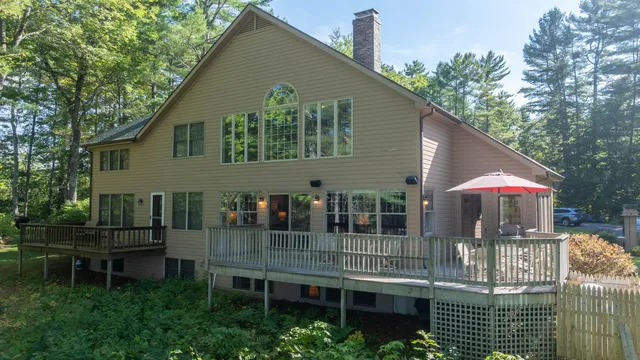 $749,900 | 26 East Beach Road, Unit 26, Casco, ME 04015