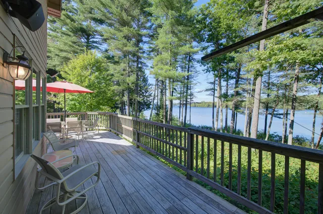 $749,900 | 26 East Beach Road, Unit 26, Casco, ME 04015