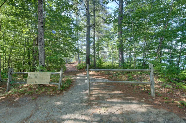 $749,900 | 26 East Beach Road, Unit 26, Casco, ME 04015