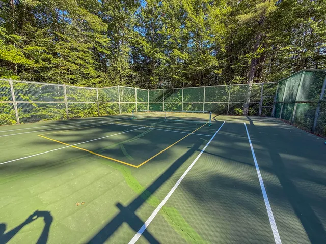 $749,900 | 26 East Beach Road, Unit 26, Casco, ME 04015