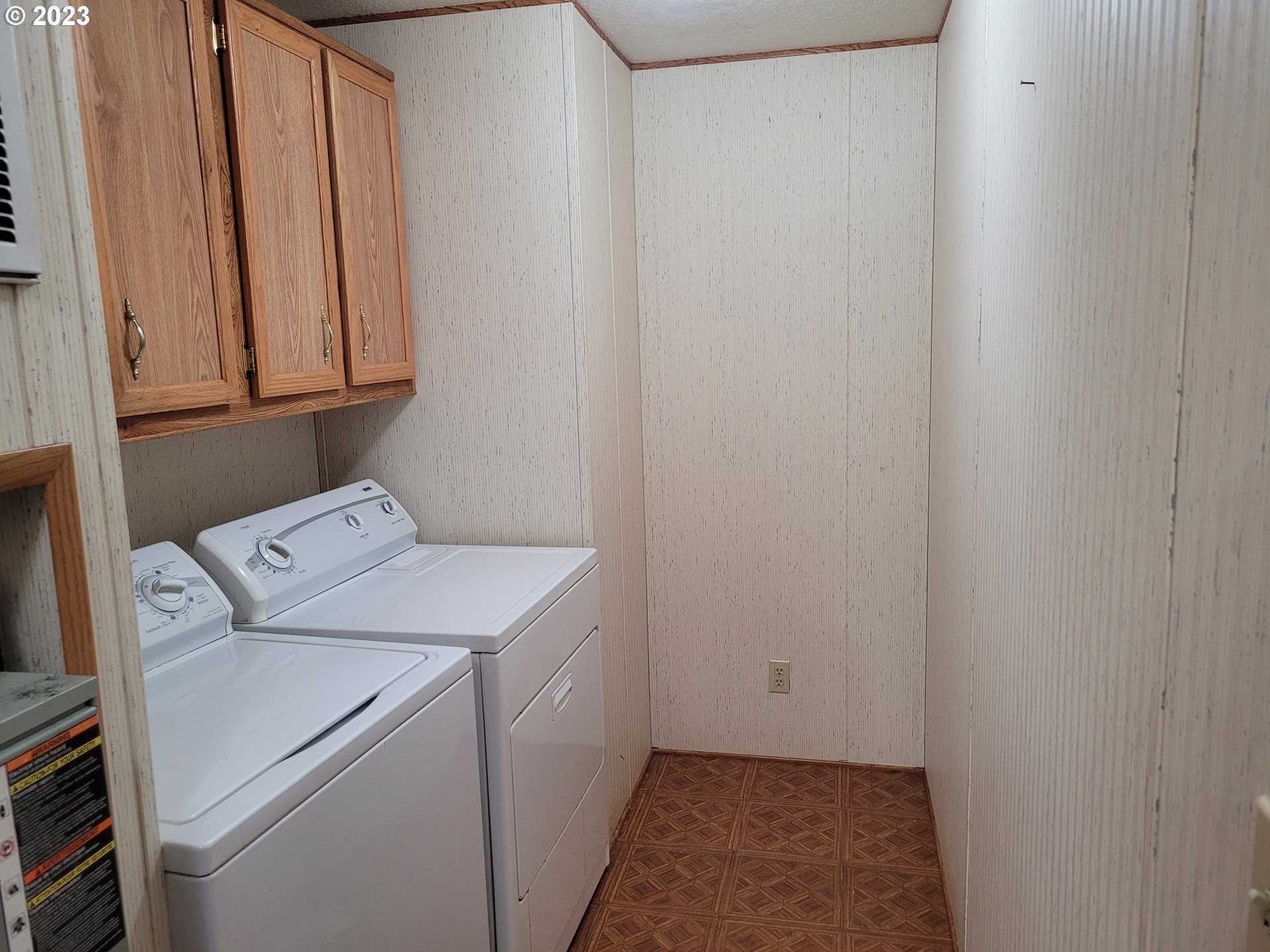 91919 George Hill Road Astoria, OR 97103 - Photo 14 of 21 Pantry