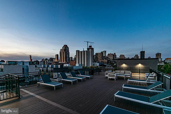 $1,912 | 1211 Bainbridge Street, Unit 3D, Philadelphia, PA 19147