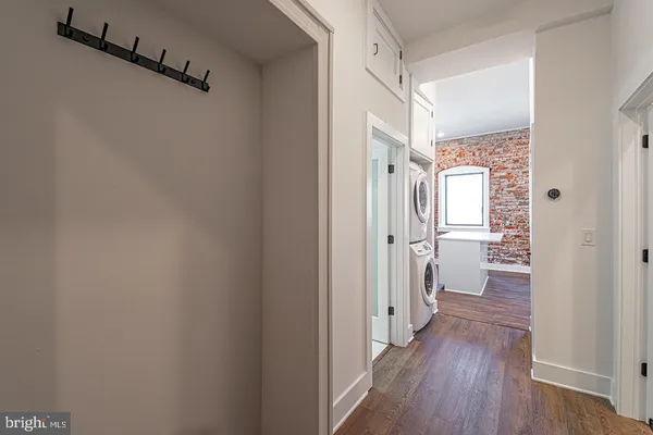$1,912 | 1211 Bainbridge Street, Unit 3D, Philadelphia, PA 19147