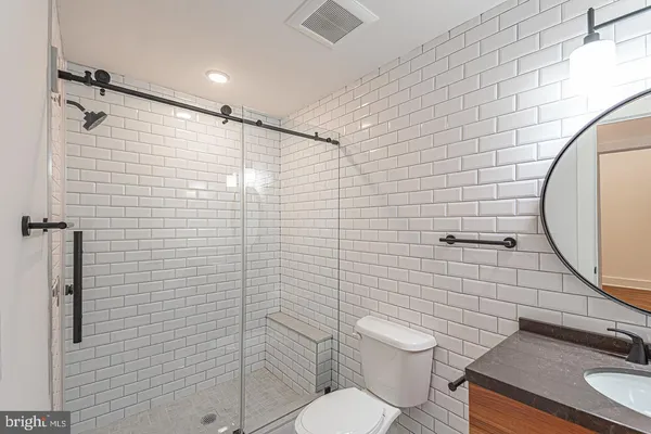 $1,912 | 1211 Bainbridge Street, Unit 3D, Philadelphia, PA 19147