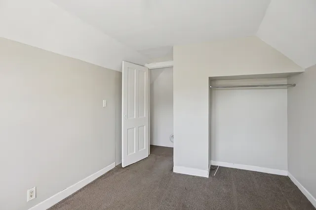 $250,000 | 906 State Street, Lemont, IL 60439