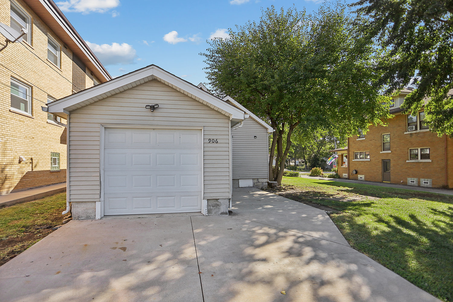 906 State Street Lemont, IL 60439 - Photo 3 of 20