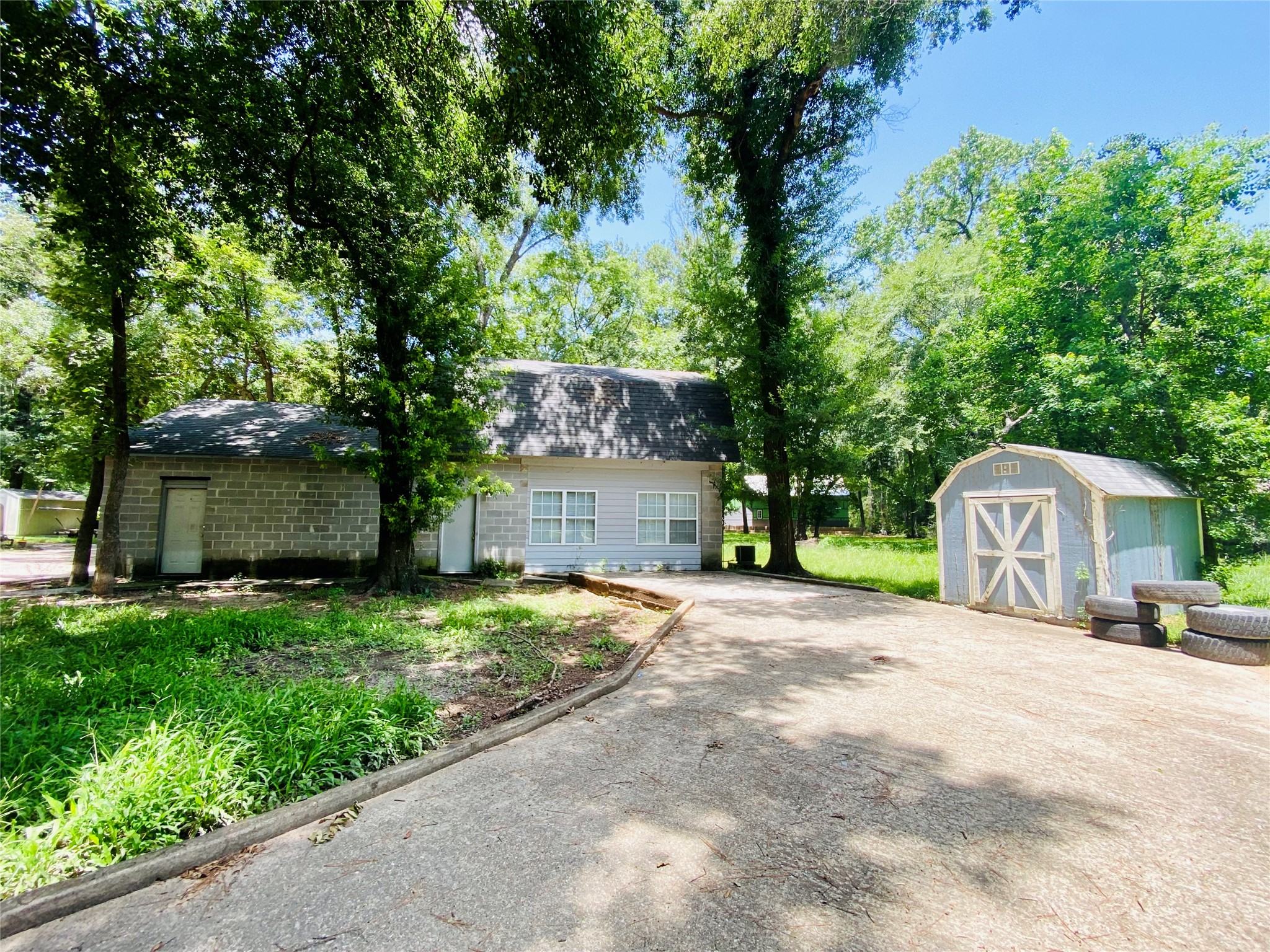 2500 Southline Road Conroe, TX 77384 - Photo 22 of 31 Garage apartment