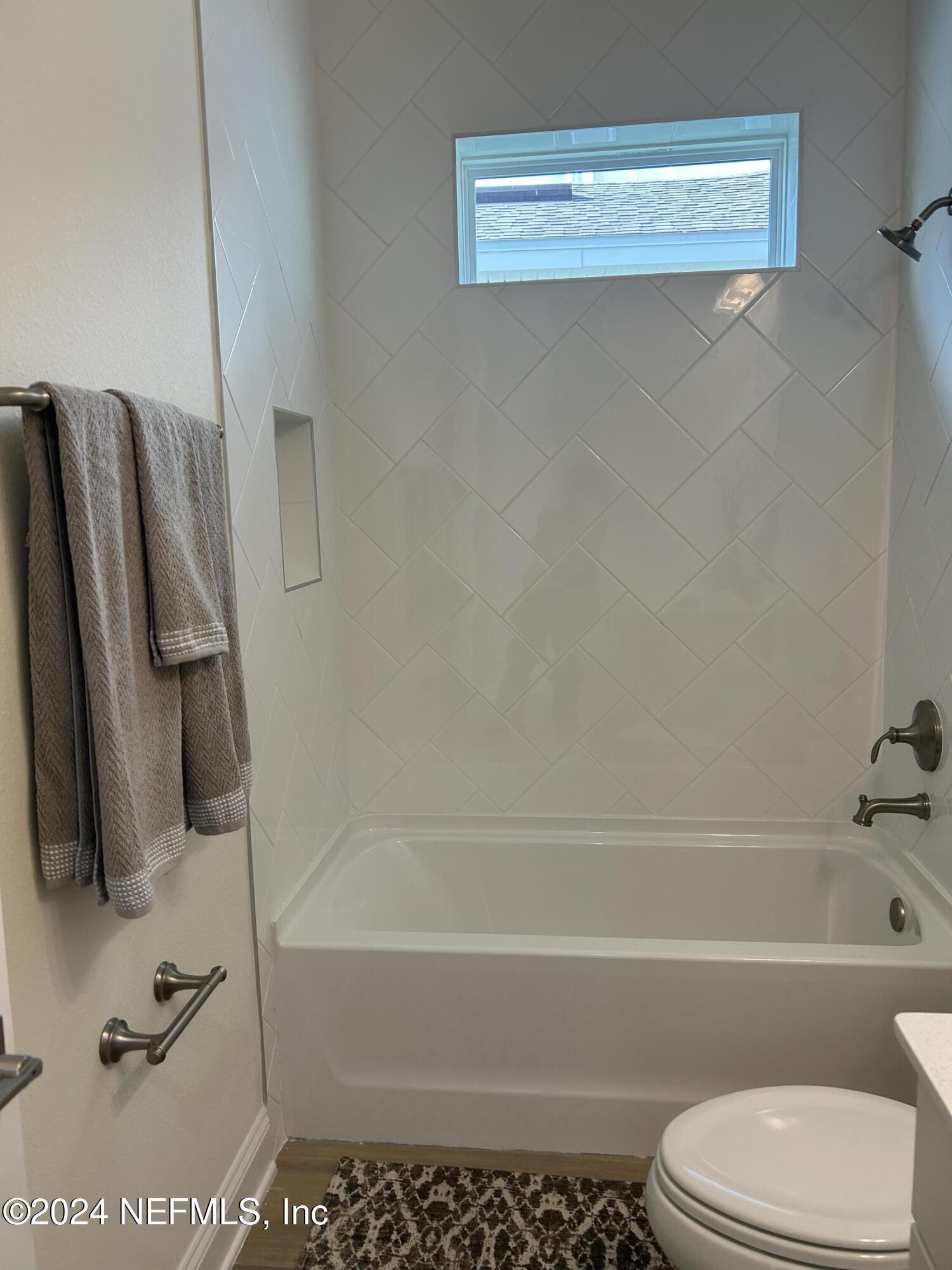 363 Navigators Road St. Johns, FL 32259 - Photo 7 of 22 Guest Bath