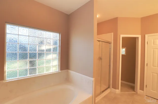 $2,295 | 4005 Indigo Drive, Pensacola, FL 32507