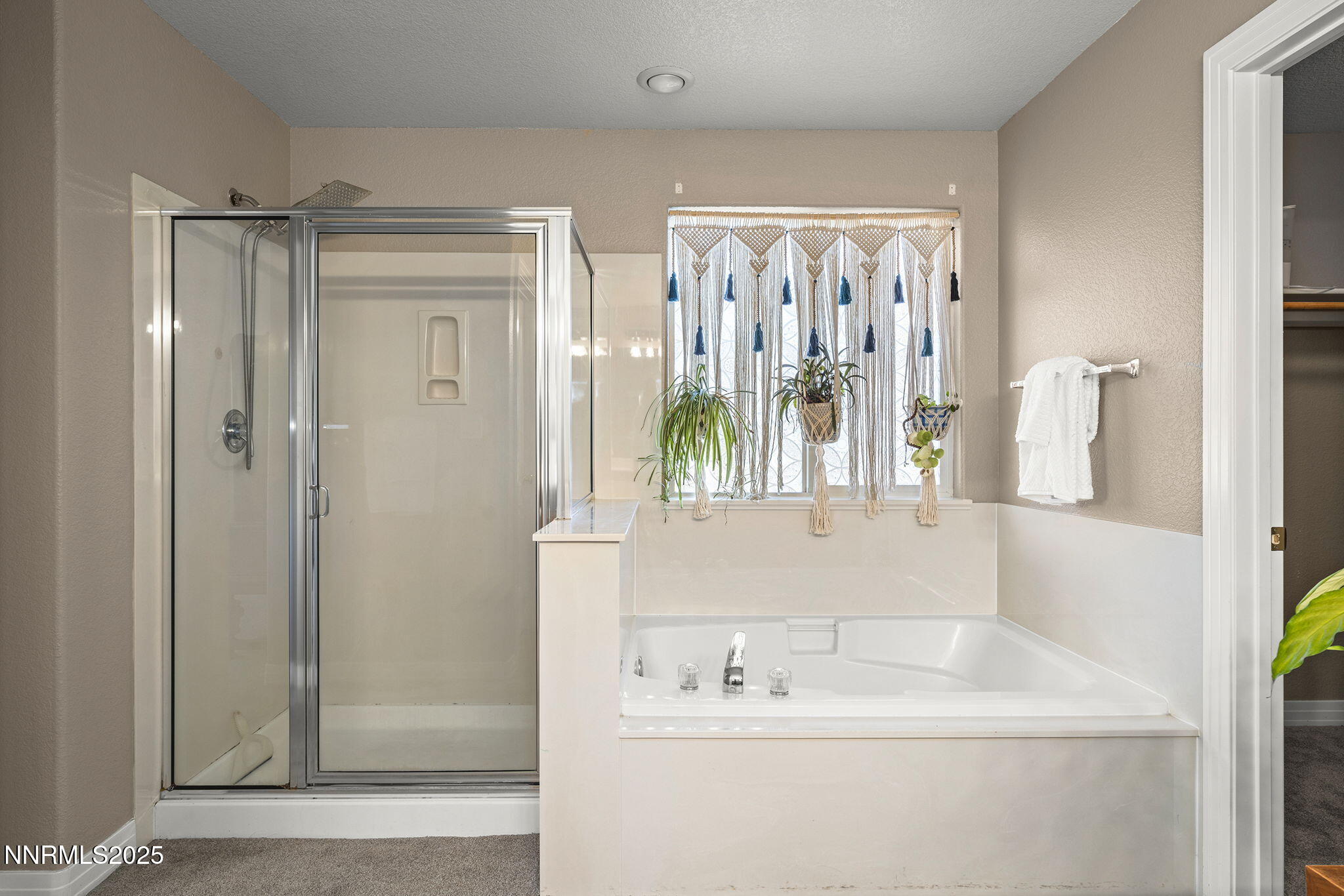 7159 Windstar Drive Reno, NV 89523 - Photo 16 of 33 a bathroom with a sink and a mirror