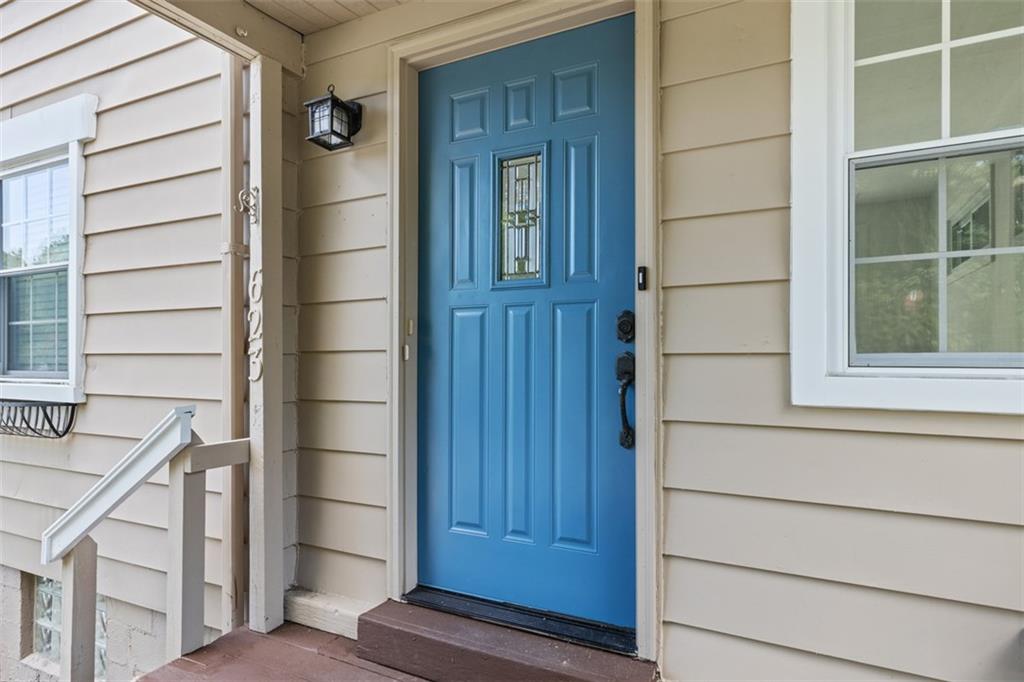623 Kelso Road Pittsburgh, PA 15243 - Photo 4 of 41