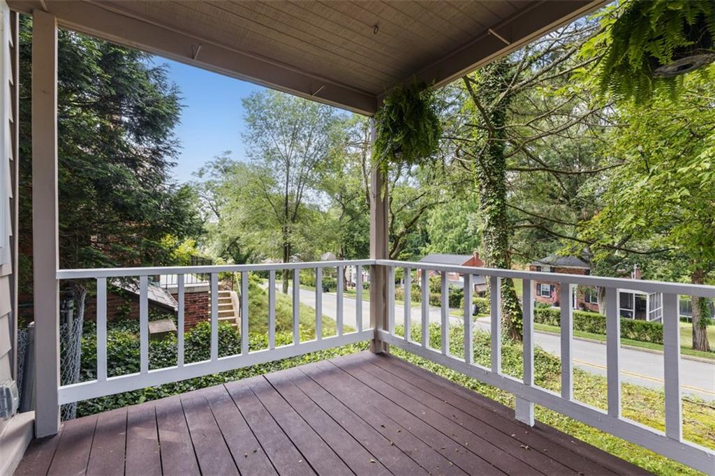 623 Kelso Road Pittsburgh, PA 15243 - Photo 5 of 41