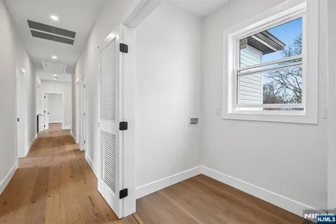 $1,550,000 | 229 Sutton Place, New Milford, NJ 07646