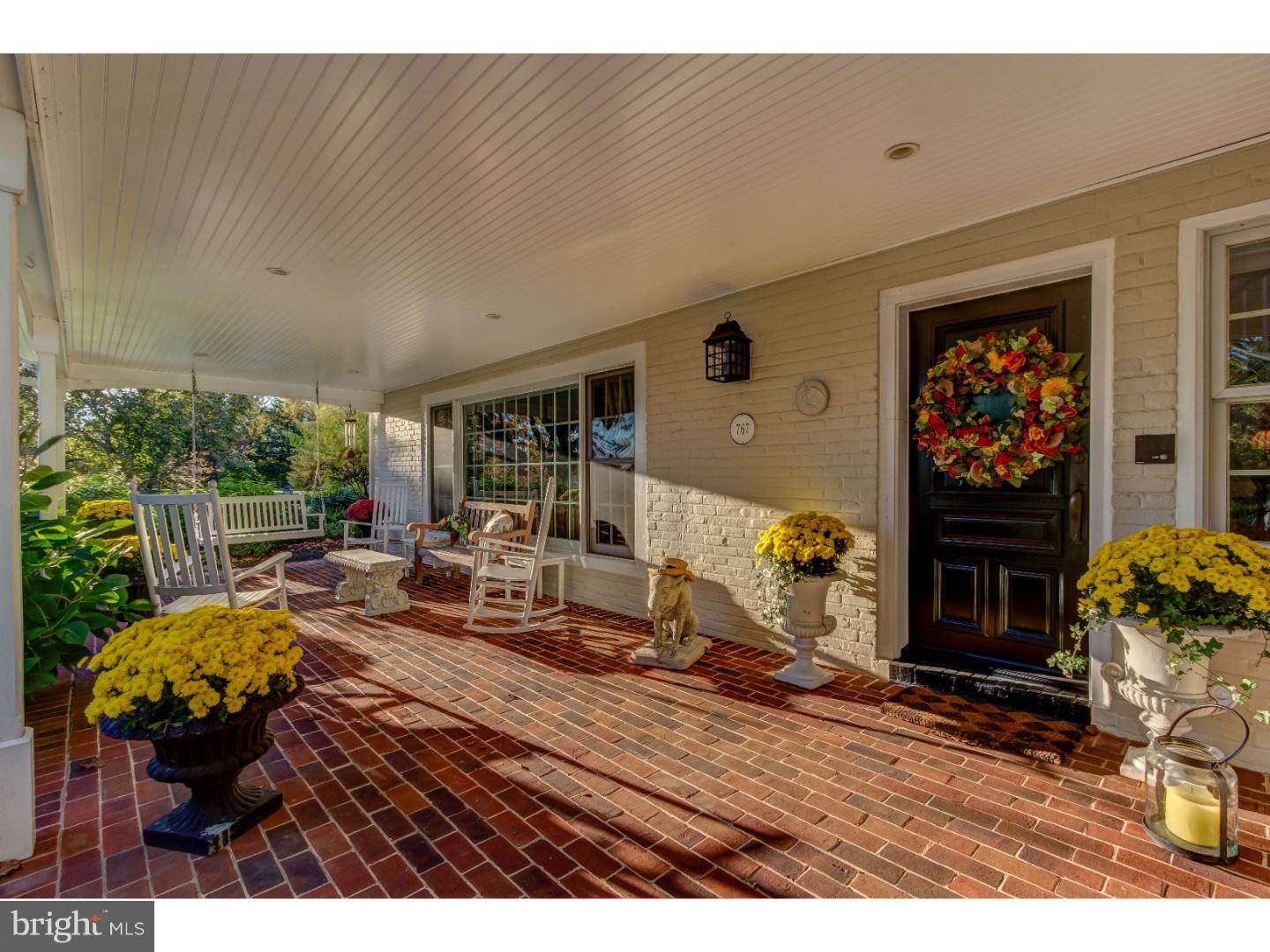 767 Hillview Road Malvern, PA 19355 - Photo 2 of 25