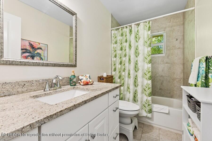 310 Almeria Road West Palm Beach, FL 33405 - Photo 43 of 71 43_310AlmeriaRd_48_GuestHouseBathroom_Sm