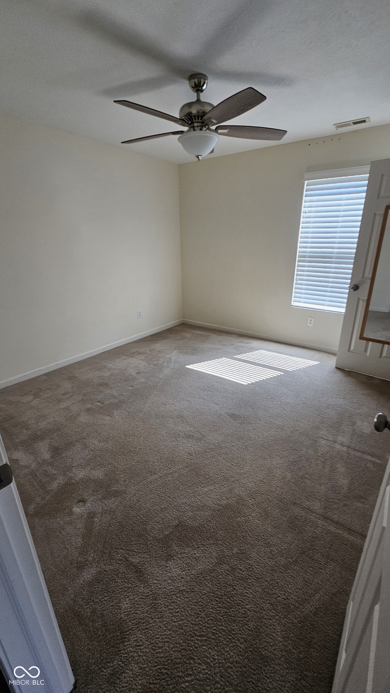 2415 Cabin Hill Road Indianapolis, IN 46229 - Photo 19 of 27