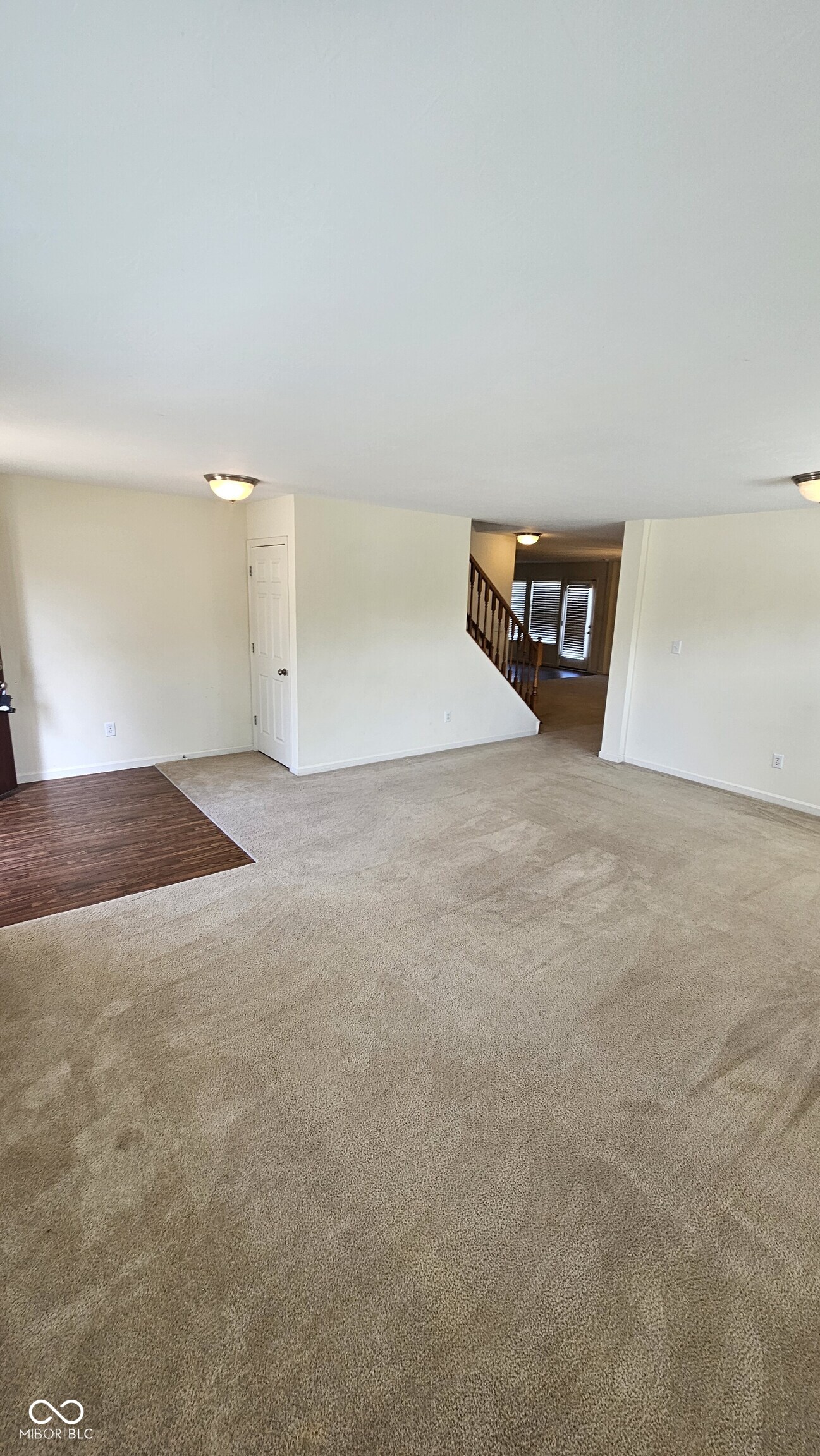 2415 Cabin Hill Road Indianapolis, IN 46229 - Photo 3 of 27