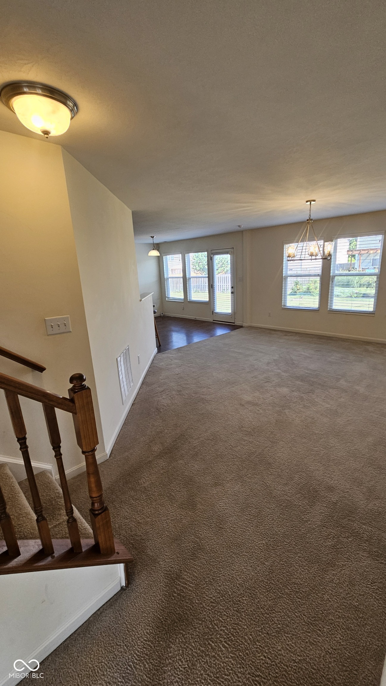 2415 Cabin Hill Road Indianapolis, IN 46229 - Photo 5 of 27