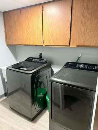 $225,000 | 32602 Barclay Square, Warren, MI 48093