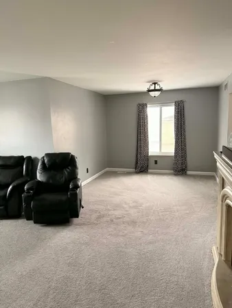 $225,000 | 32602 Barclay Square, Warren, MI 48093