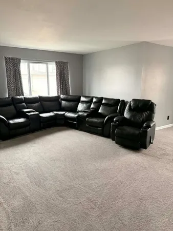 $225,000 | 32602 Barclay Square, Warren, MI 48093