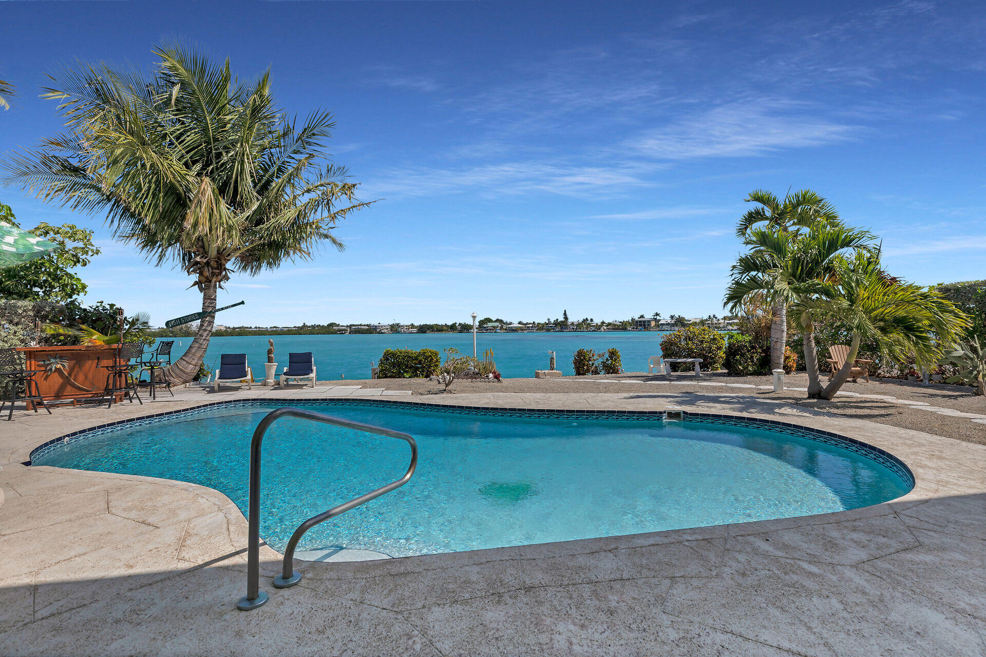 417 Harbour Drive Marathon, FL 33050 - Photo 33 of 44 Pool